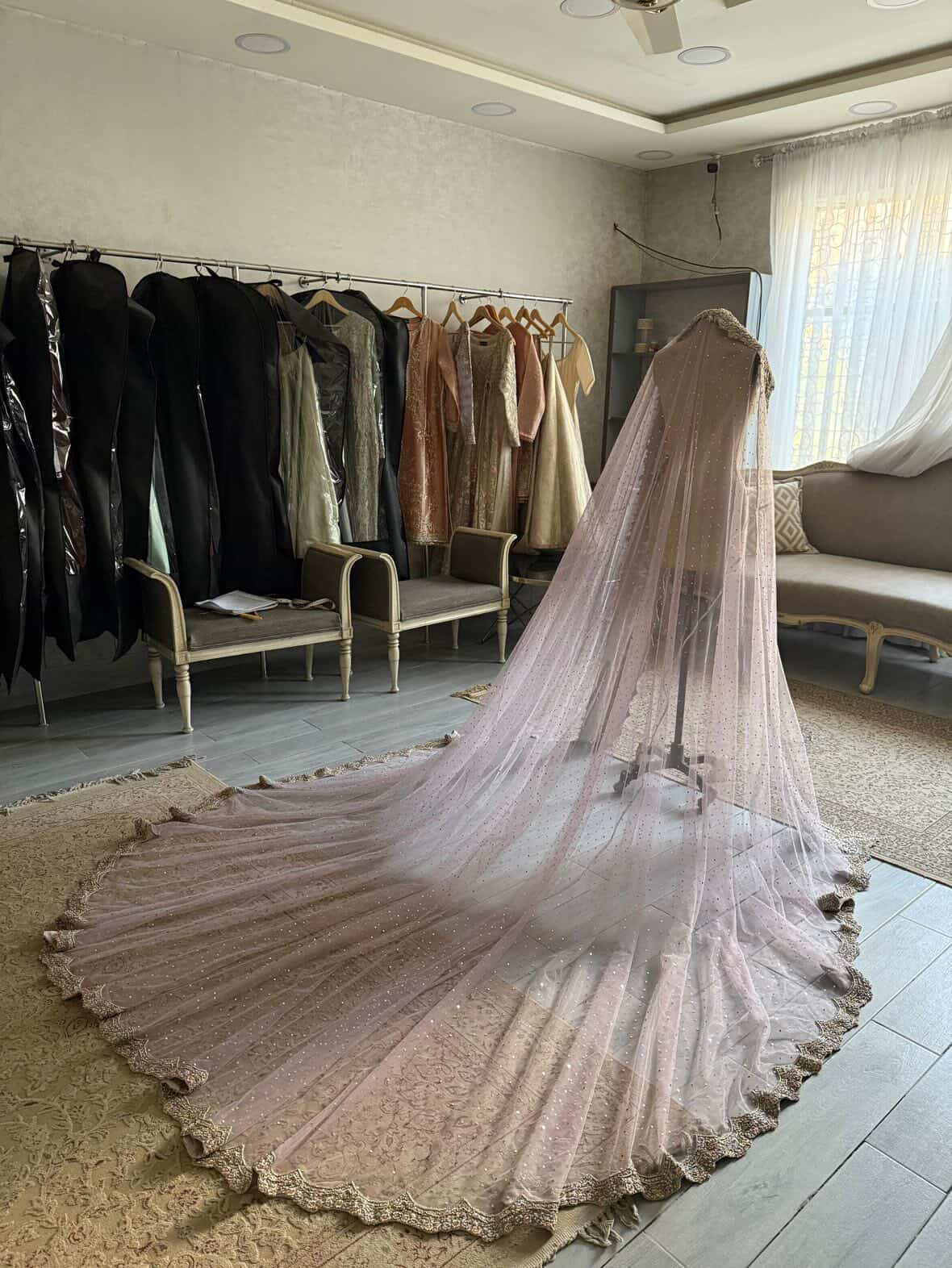 Farah & Outfit Designer Outfit