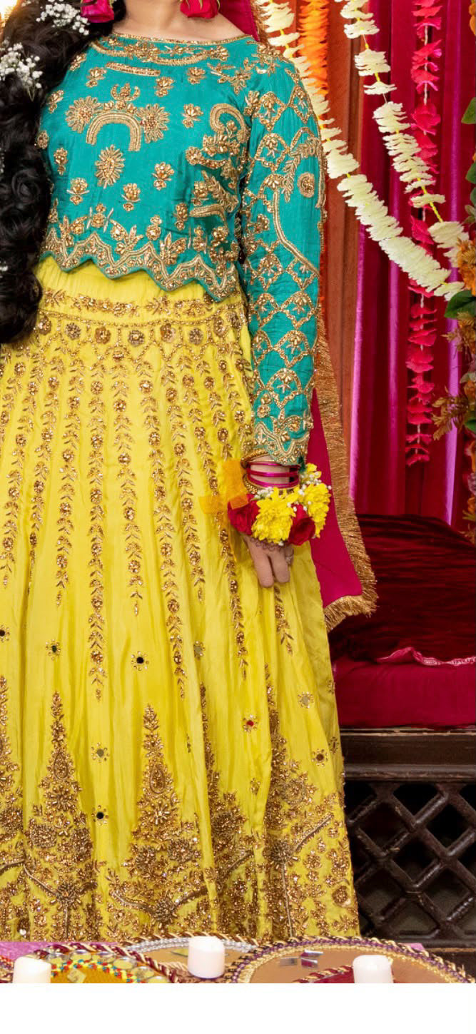 Mehndi lehnga 💕