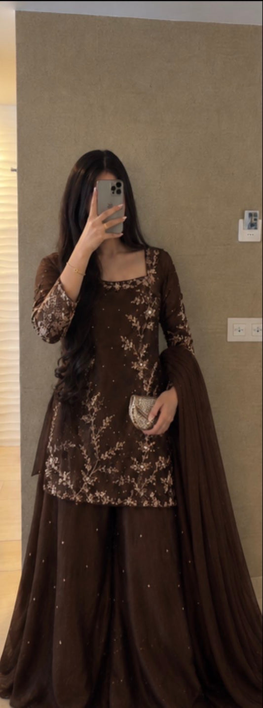 AFSANA 🤎